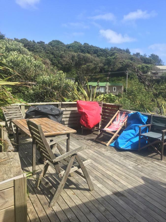 Toad Hall Baylys Beach Экстерьер фото